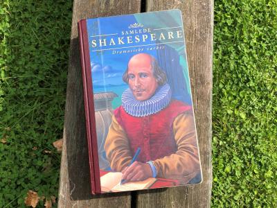 Forside på bogen "Samlede Shakespeare"